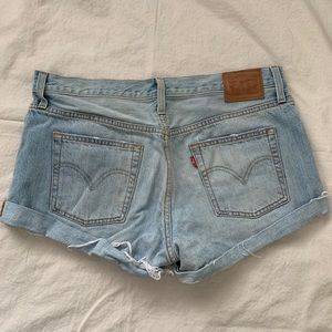 Levi’s shorts